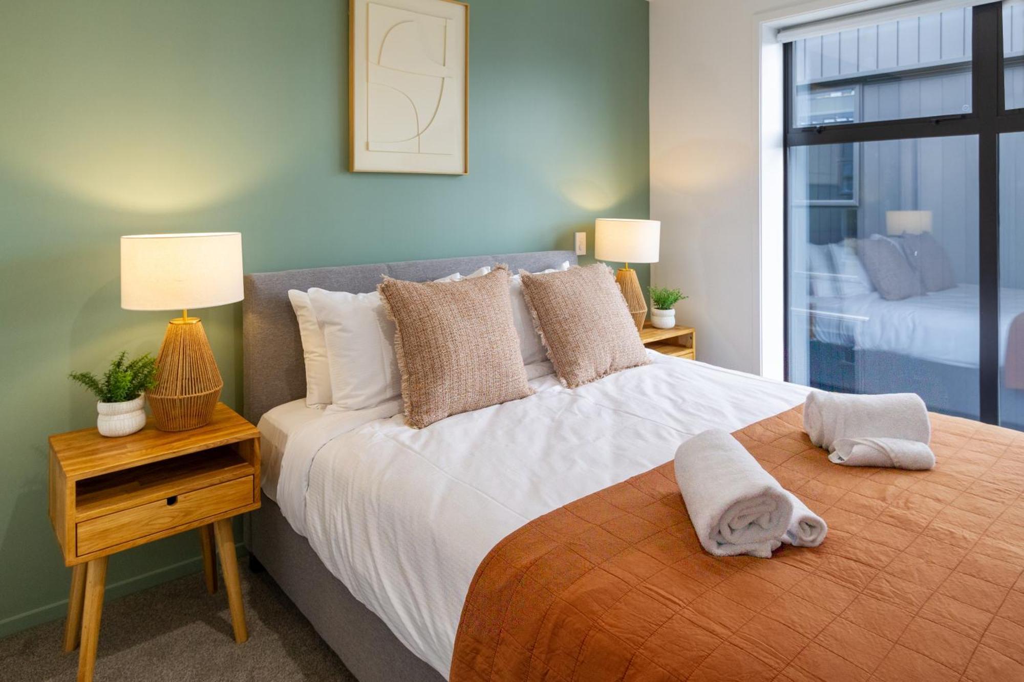 Modern City Lifestyle: 2 Bedroom 1 Bath Christchurch Dış mekan fotoğraf